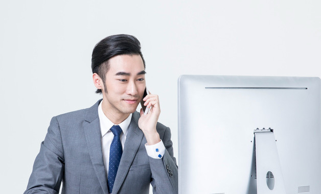 某化工企業(yè)安全生產(chǎn)法律法規(guī)識別管理規(guī)定【16篇】